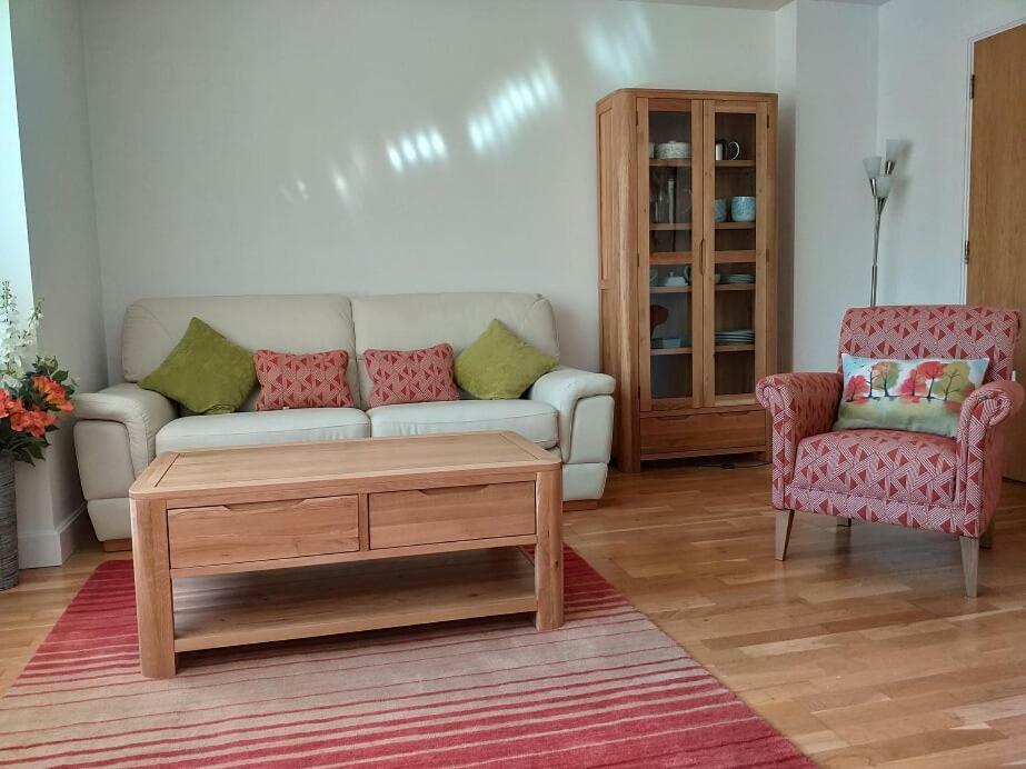 Almanna, Central York, Only 6 Minutes Walk To York Minster ภายนอก รูปภาพ